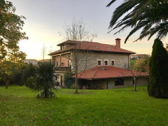 Posada San Tirso Toñanes Exteriér fotografie